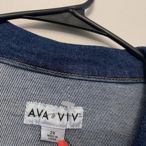 New Ava & Viv crop denim jacket plus-size - Picture 5 of 10